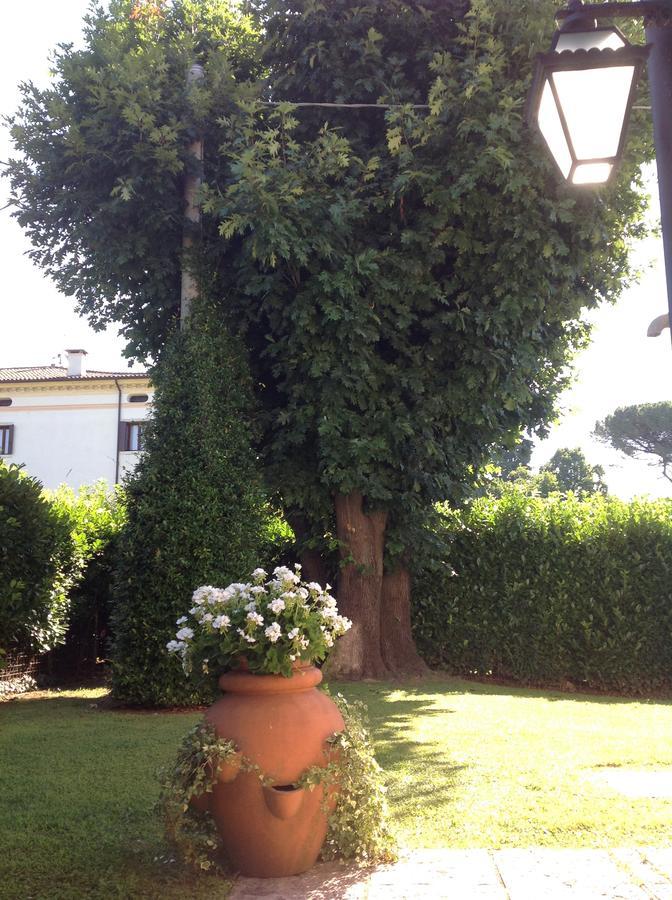 Le Tre Querce B&B Romano D'Ezzelino Eksteriør bilde